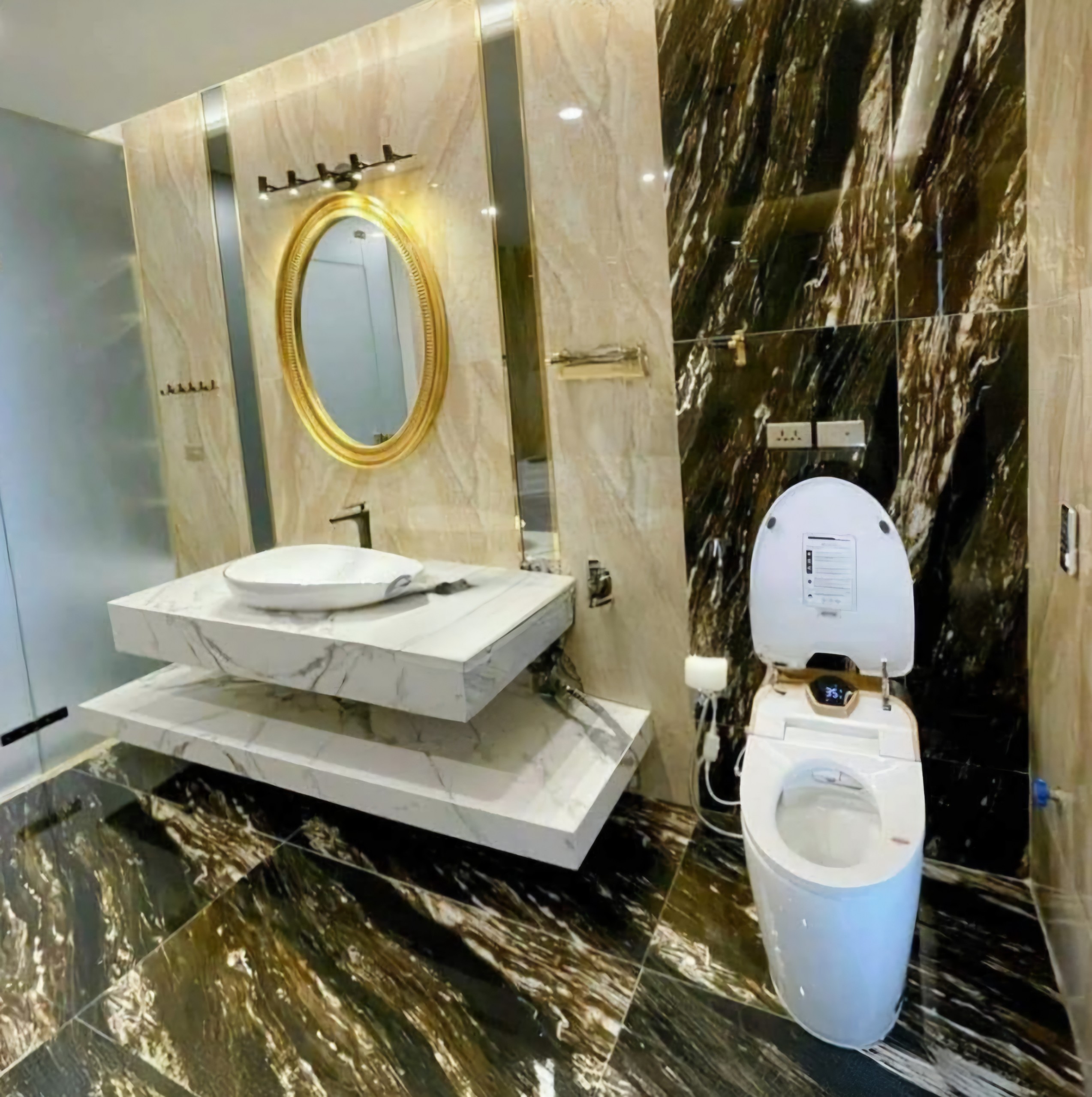 Cho thuê nhà hai mặt tiền,mới, Lạc Long Quân, 100m2x 5T vỉa hè 29 Tr - Ảnh 2